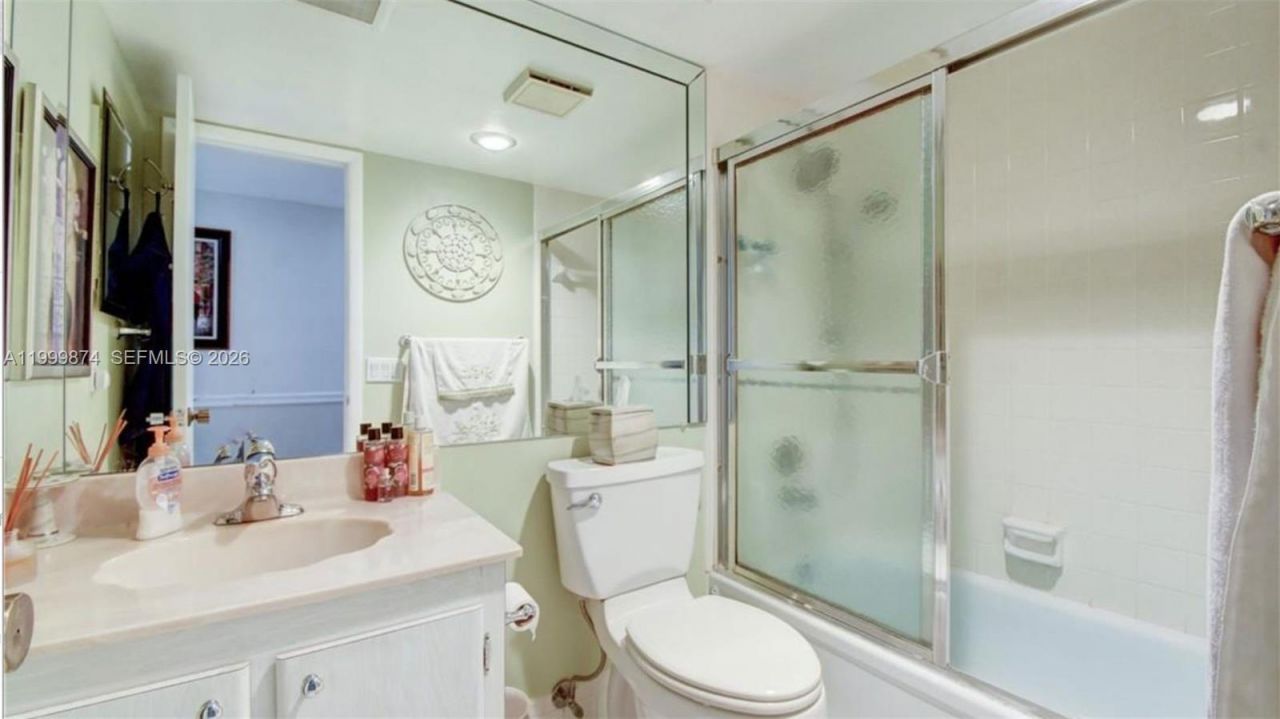 2311 S Cypress Bend Dr, Unit 419A, Pompano Beach, FL 33069 Photo