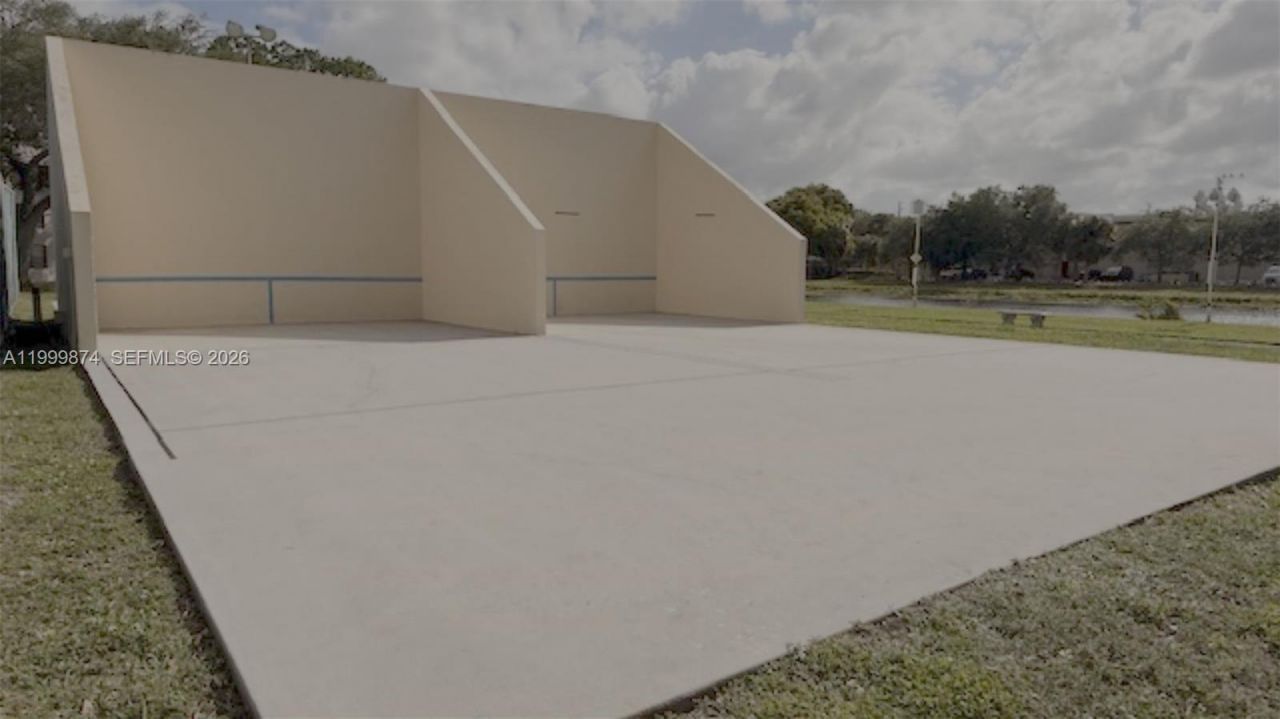 2311 S Cypress Bend Dr, Unit 419A, Pompano Beach, FL 33069 Photo