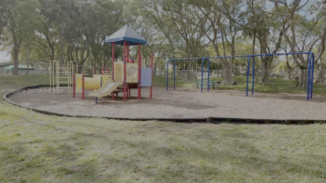 2311 S Cypress Bend Dr, Unit 419A, Pompano Beach, FL 33069 Photo