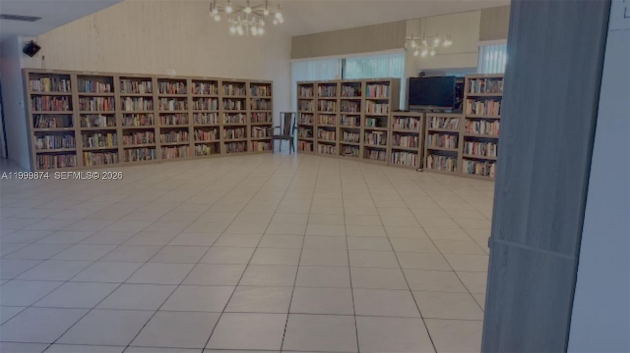 2311 S Cypress Bend Dr, Unit 419A, Pompano Beach, FL 33069 Photo