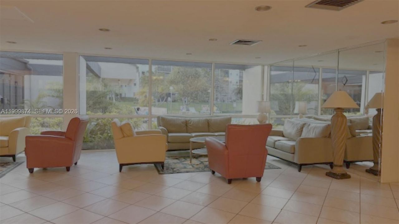 2311 S Cypress Bend Dr, Unit 419A, Pompano Beach, FL 33069 Photo