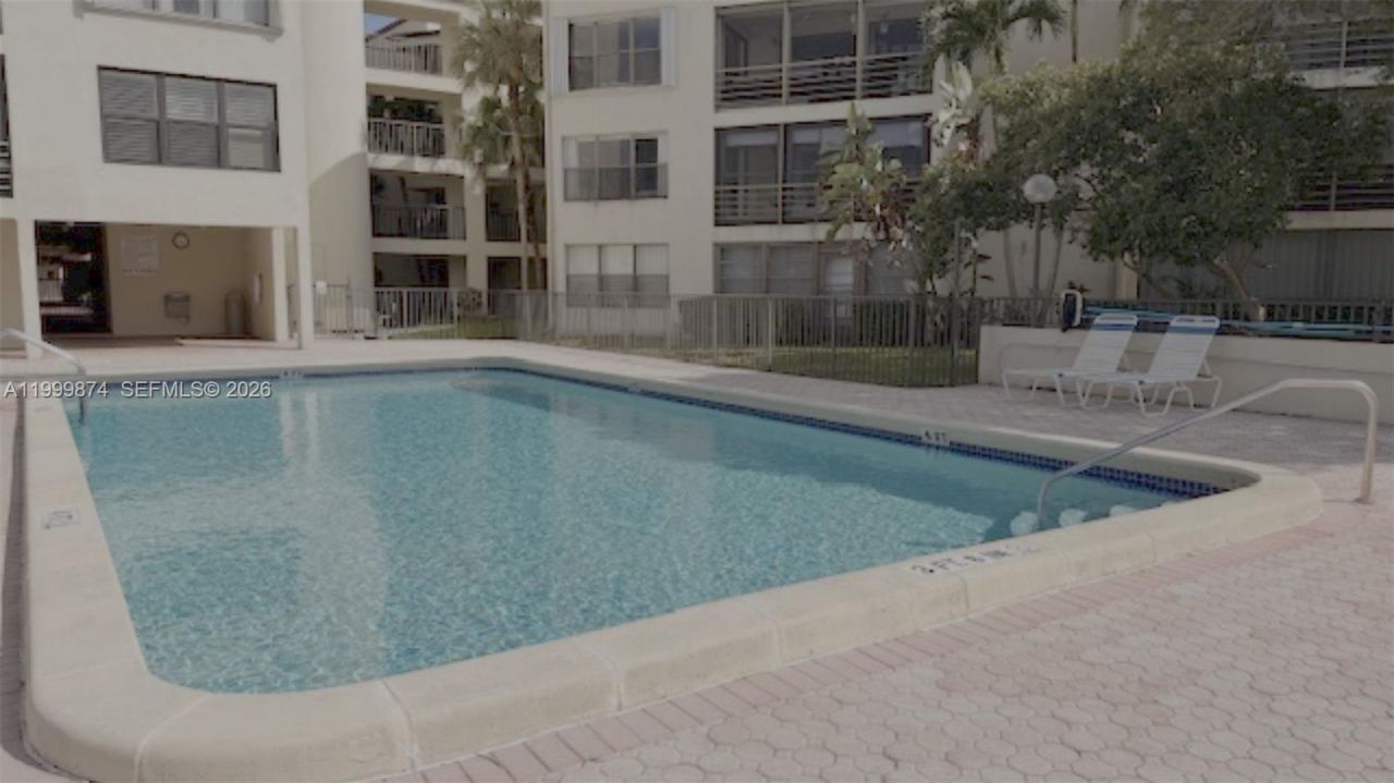 2311 S Cypress Bend Dr, Unit 419A, Pompano Beach, FL 33069 Photo