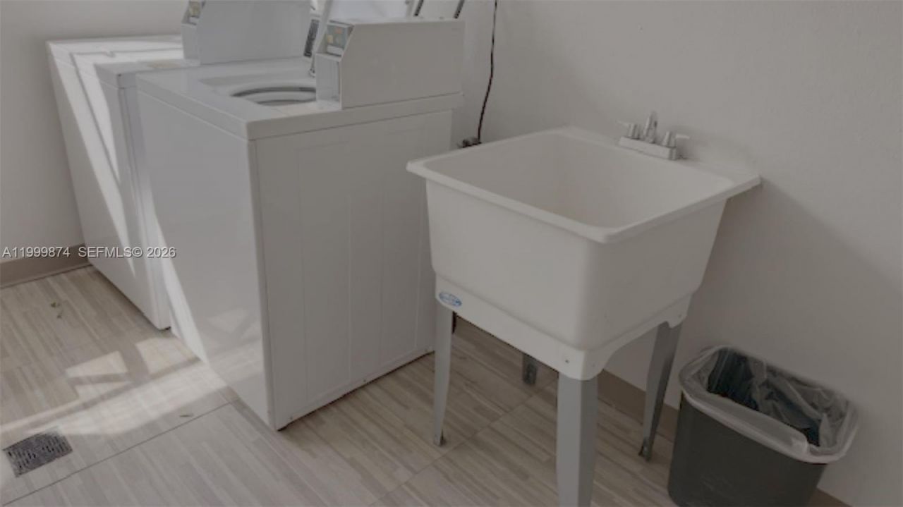 2311 S Cypress Bend Dr, Unit 419A, Pompano Beach, FL 33069 Photo