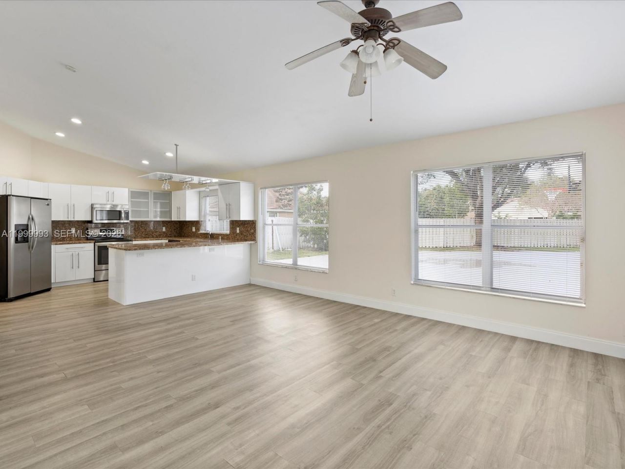 1124 NW 130th Ter, Unit 1124, Sunrise, FL 33323 Photo