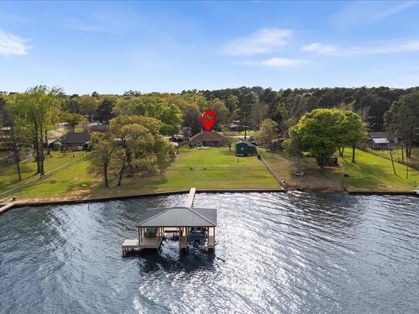 4789 Sunrise Drive, Chandler, TX 75758