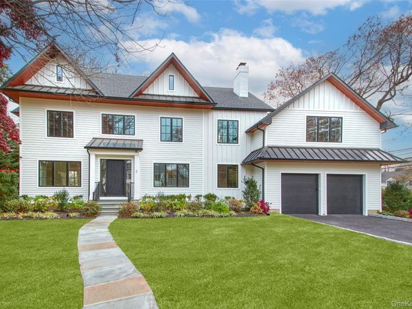 2 Myrtledale Road , Scarsdale, NY 10583