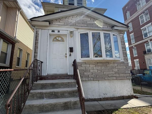 127-02 109th Avenue , South Ozone Park, NY 11420