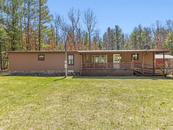 21161 W Gates Road, Howard City, MI 49329