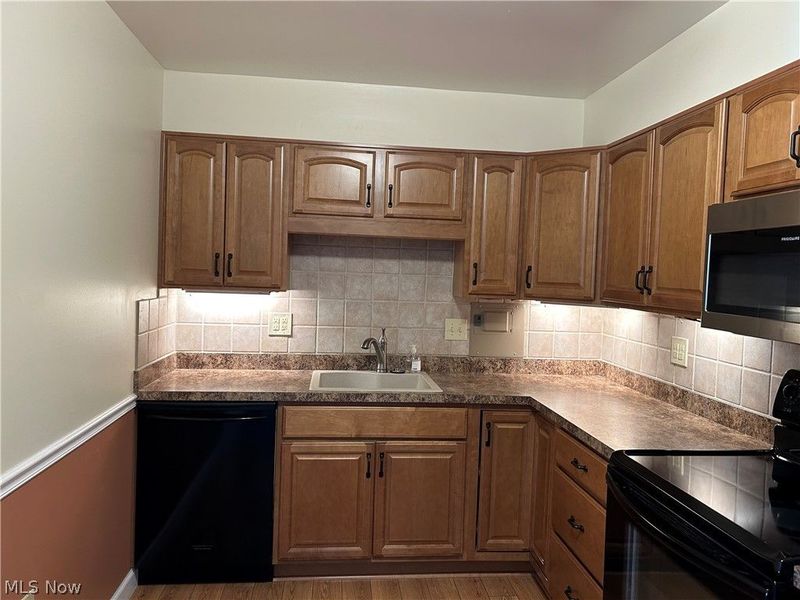 3167 Linden Road, Unit 204, Rocky River, OH 44116 Photo 8