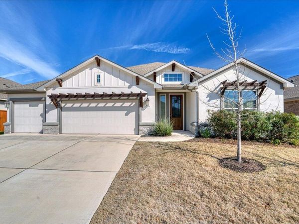 108 Strata DR, Liberty Hill, TX 78642