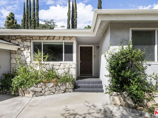 15508 Royal Ridge Road, Sherman Oaks, CA 91403