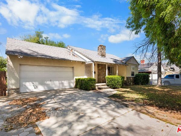 10309 Mcvine Avenue, Sunland, CA 91040