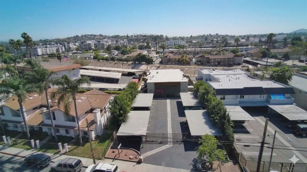 361 E Washington Ave, Escondido, CA 92025 Main Photo