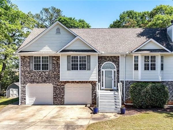 35 Meadowbridge Drive SW, Cartersville, GA 30120