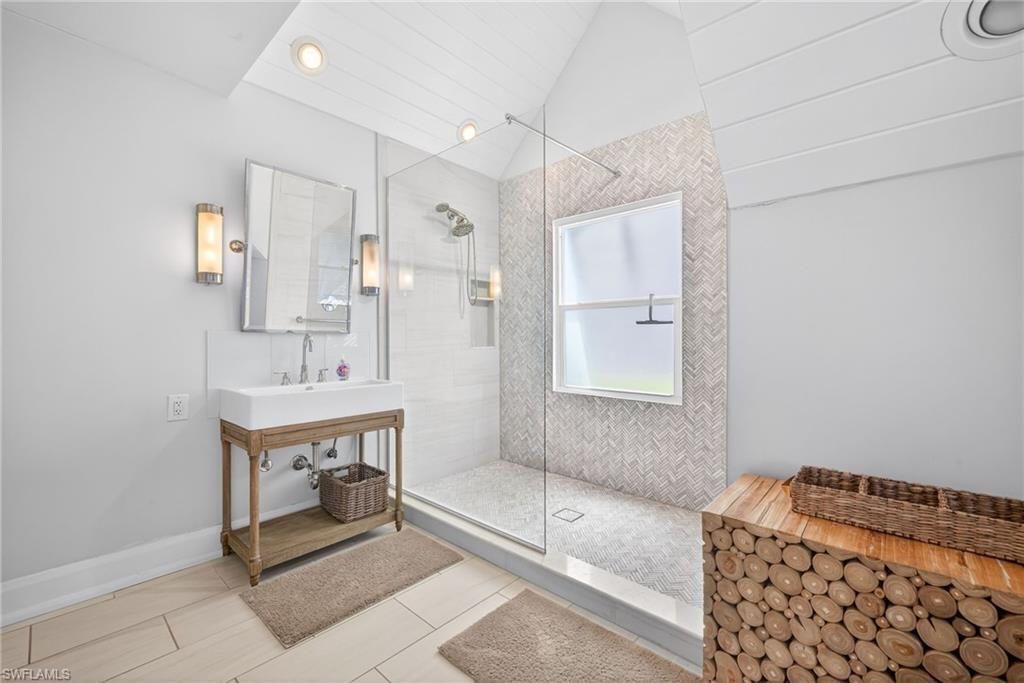 660 8th Ave S, Naples, FL 34102 Photo