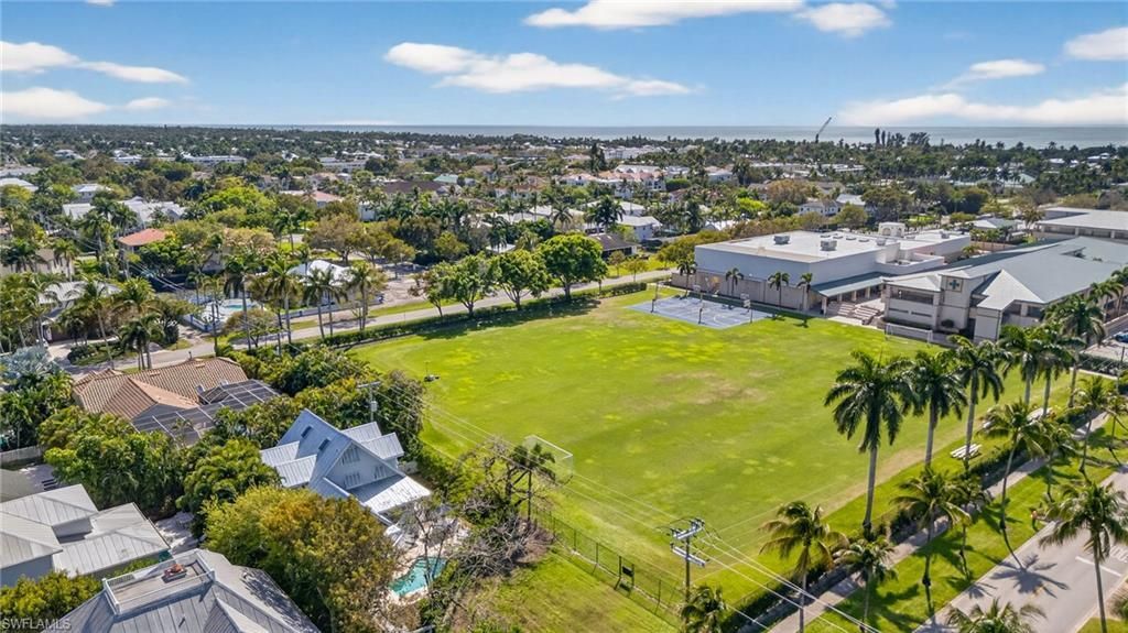 660 8th Ave S, Naples, FL 34102 Photo