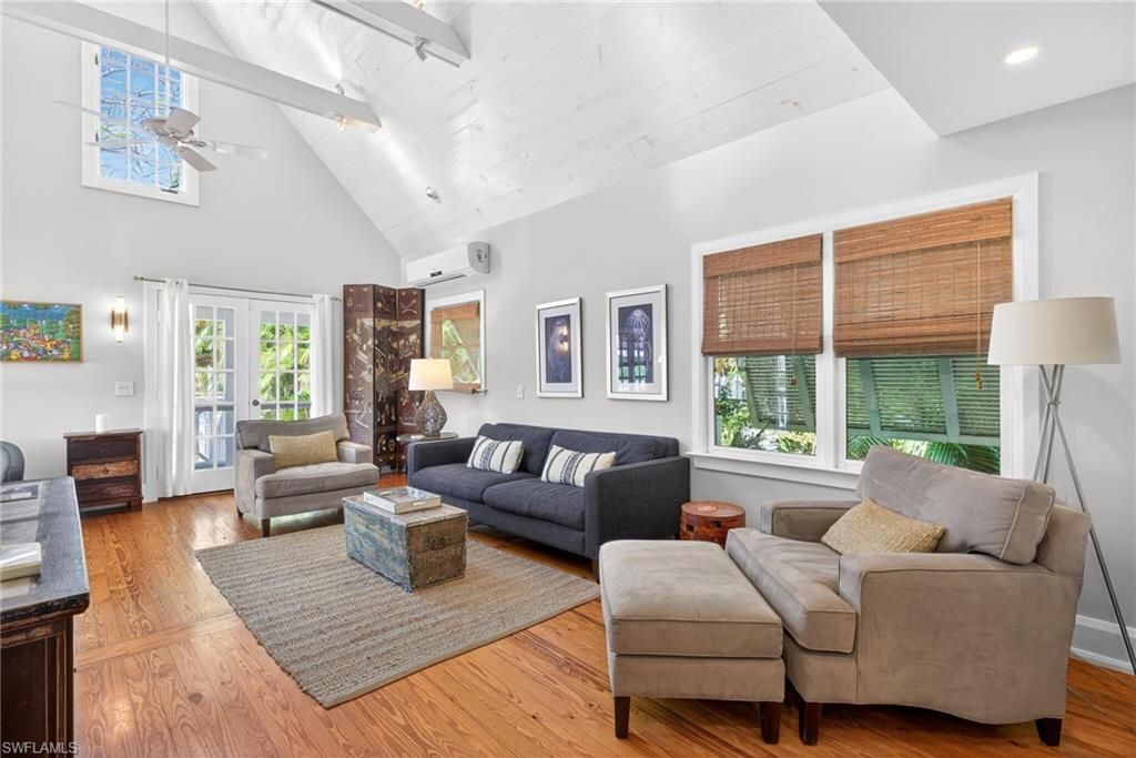 660 8th Ave S, Naples, FL 34102 Photo