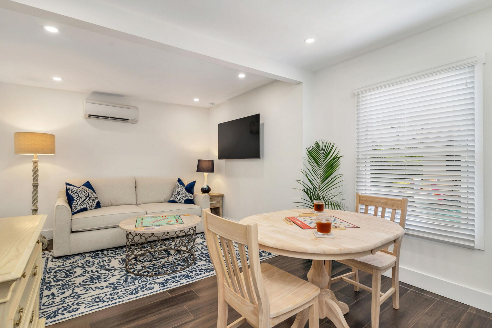 347 Plymouth Road, West Palm Beach, FL 33405 Photo