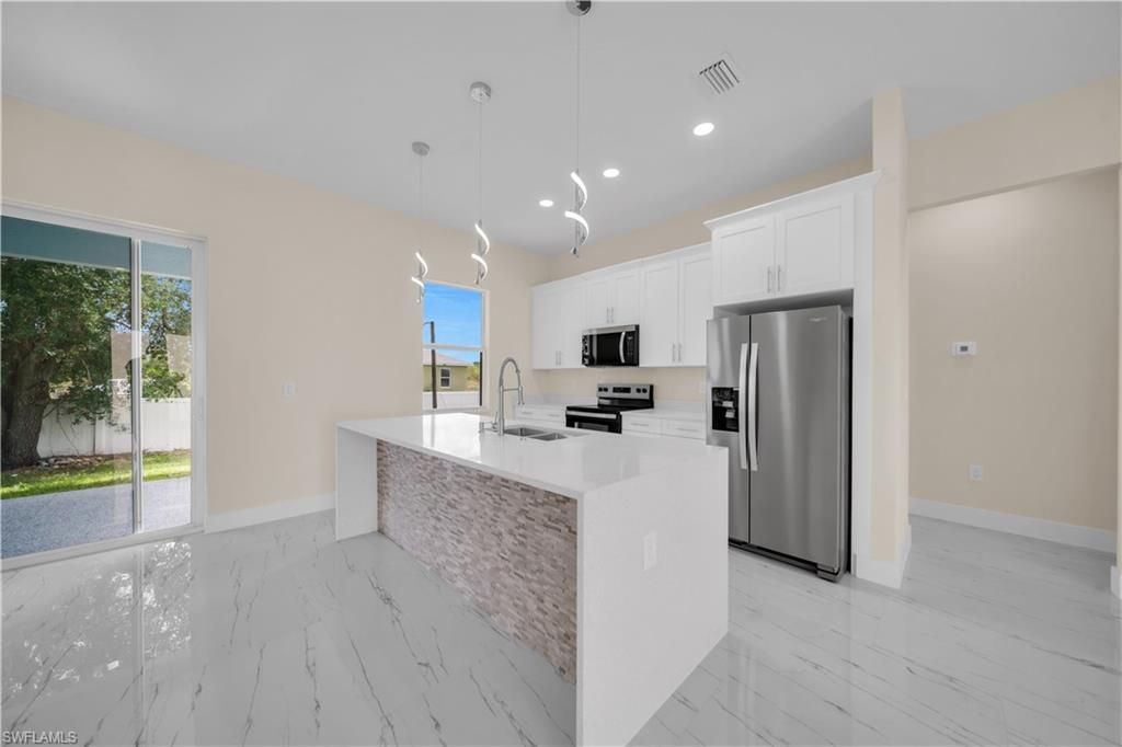 900 Sunniland Blvd, Lehigh Acres, FL 33971 Photo