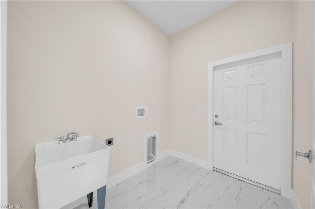 900 Sunniland Blvd, Lehigh Acres, FL 33971 Photo