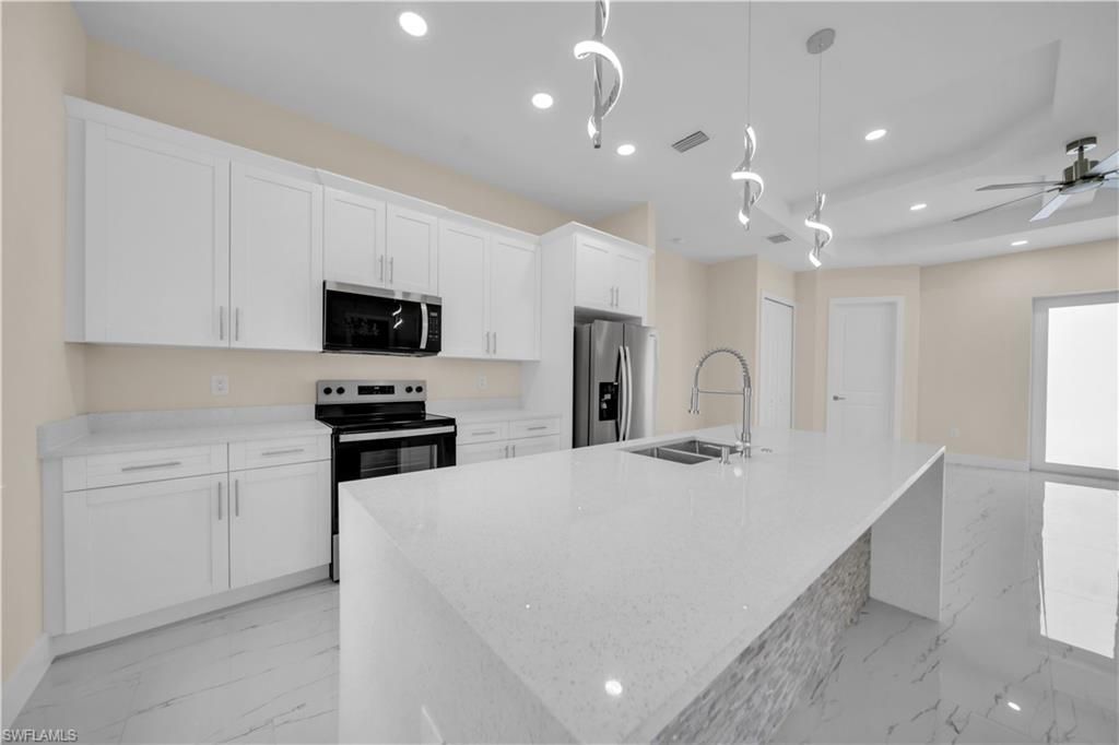 900 Sunniland Blvd, Lehigh Acres, FL 33971 Photo