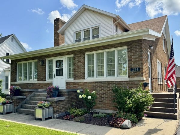 324 S Sangamon Avenue, Gibson City, IL 60936