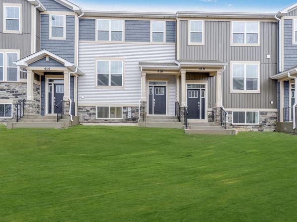 416 Red Oak Circle , Volo, IL 60020