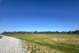 2145 Livingston Road photo 4