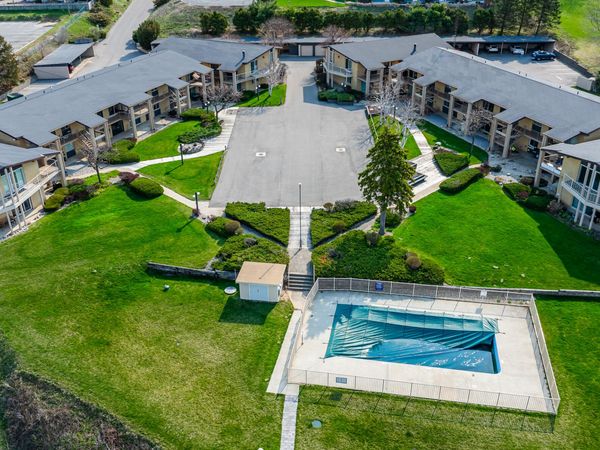 4150 Ridge Road, Unit 4, Stevensville, MI 49127