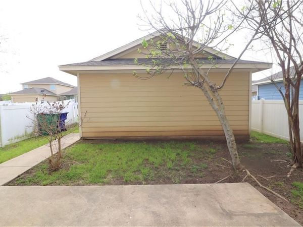 1811 Enchanted Rock DR, Cedar Park, TX 78613