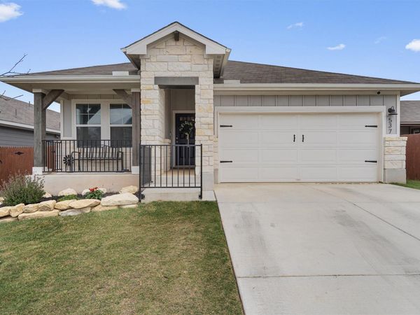 537 Loriner WAY, Liberty Hill, TX 78642