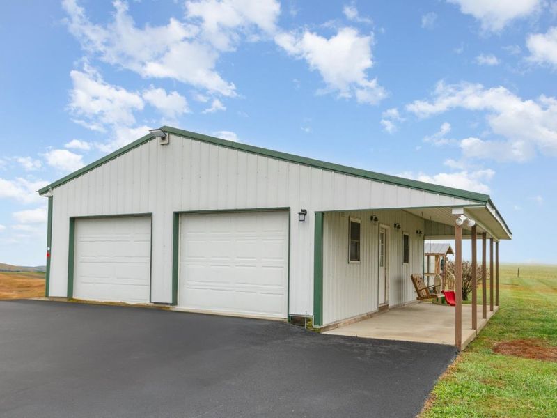 5438 E Swamp Road, Concord Township, OH 45697 Photo 22