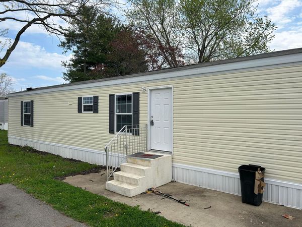 2445 Columbus-Lancaster Road NW, Unit 409, Lancaster, OH 43130