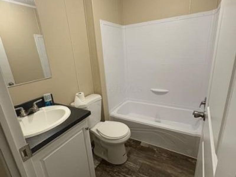 2445 Columbus-Lancaster Road NW, Unit 409, Lancaster, OH 43130 Photo 7