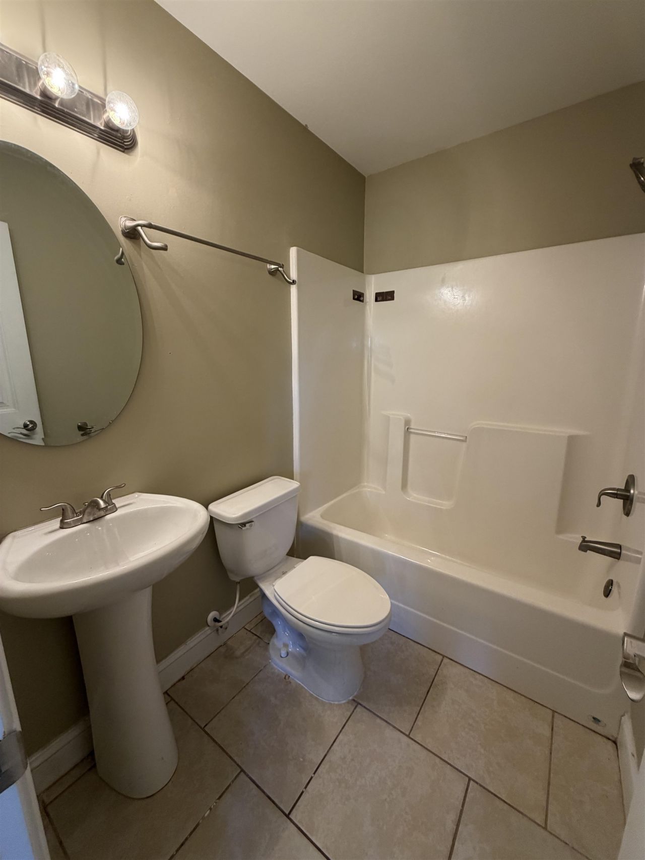 619 Uniola Dr. Photo 20