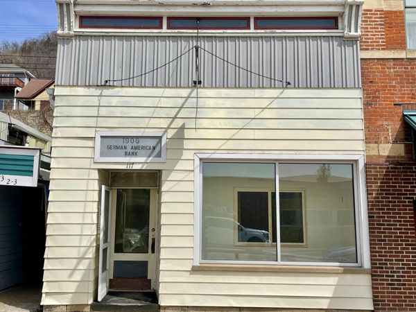 117 S Main Street, Alma, WI 54610