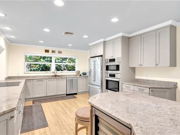 500 Gardenia Lane, Vero Beach, FL 32963