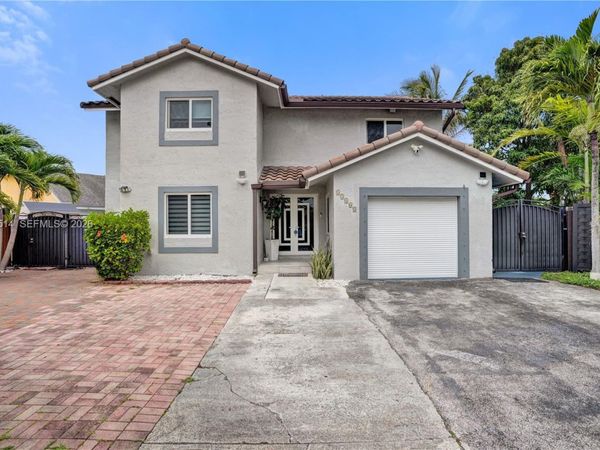 15463 SW 57th St , Miami, FL 33193