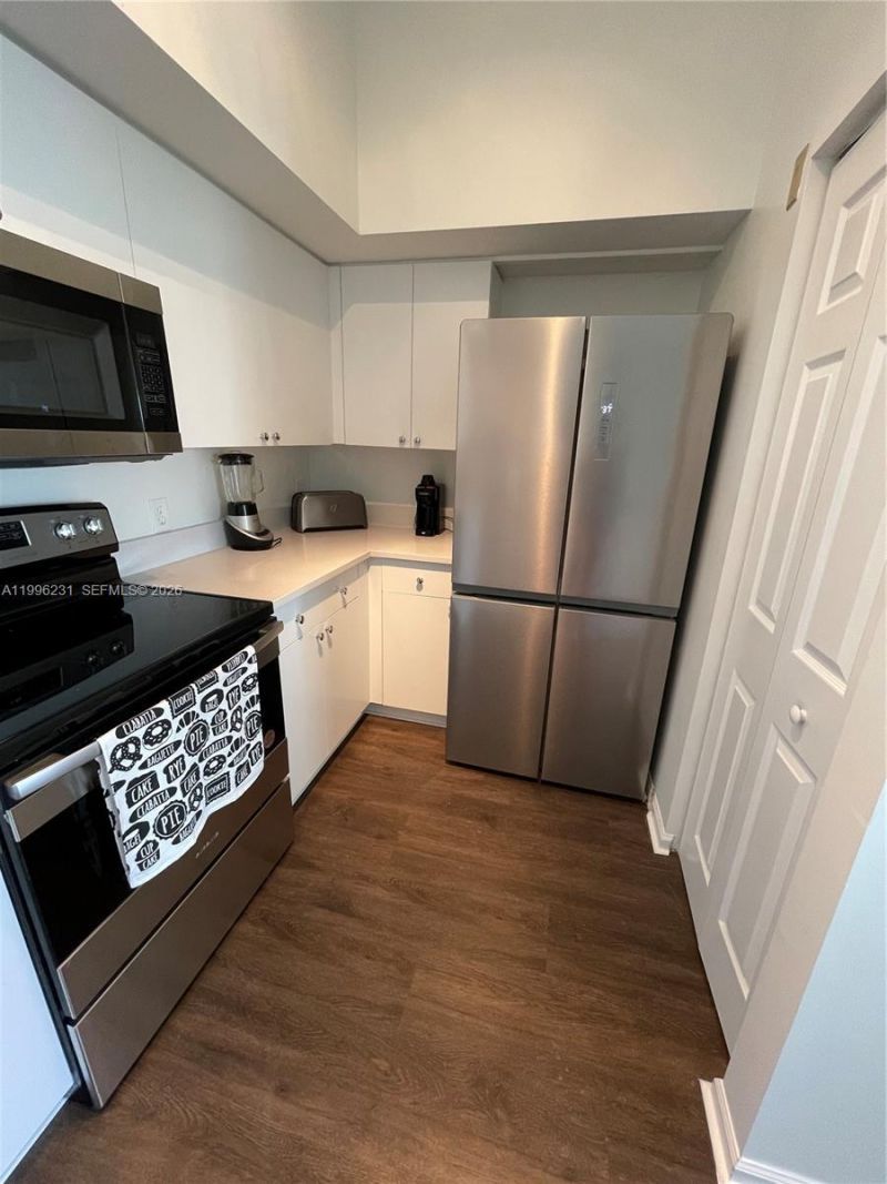 11720 Saint Andrews Pl , Unit 302, Wellington, FL 33414 Photo