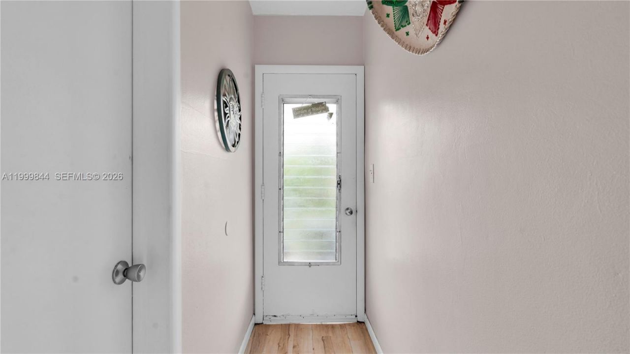 16900 NE 14th Ave, Unit 204, Miami, FL 33162 Photo