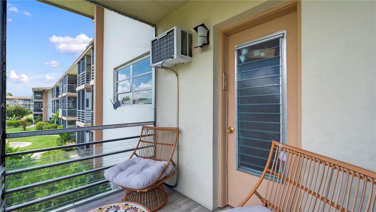 16900 NE 14th Ave, Unit 204, Miami, FL 33162 Photo