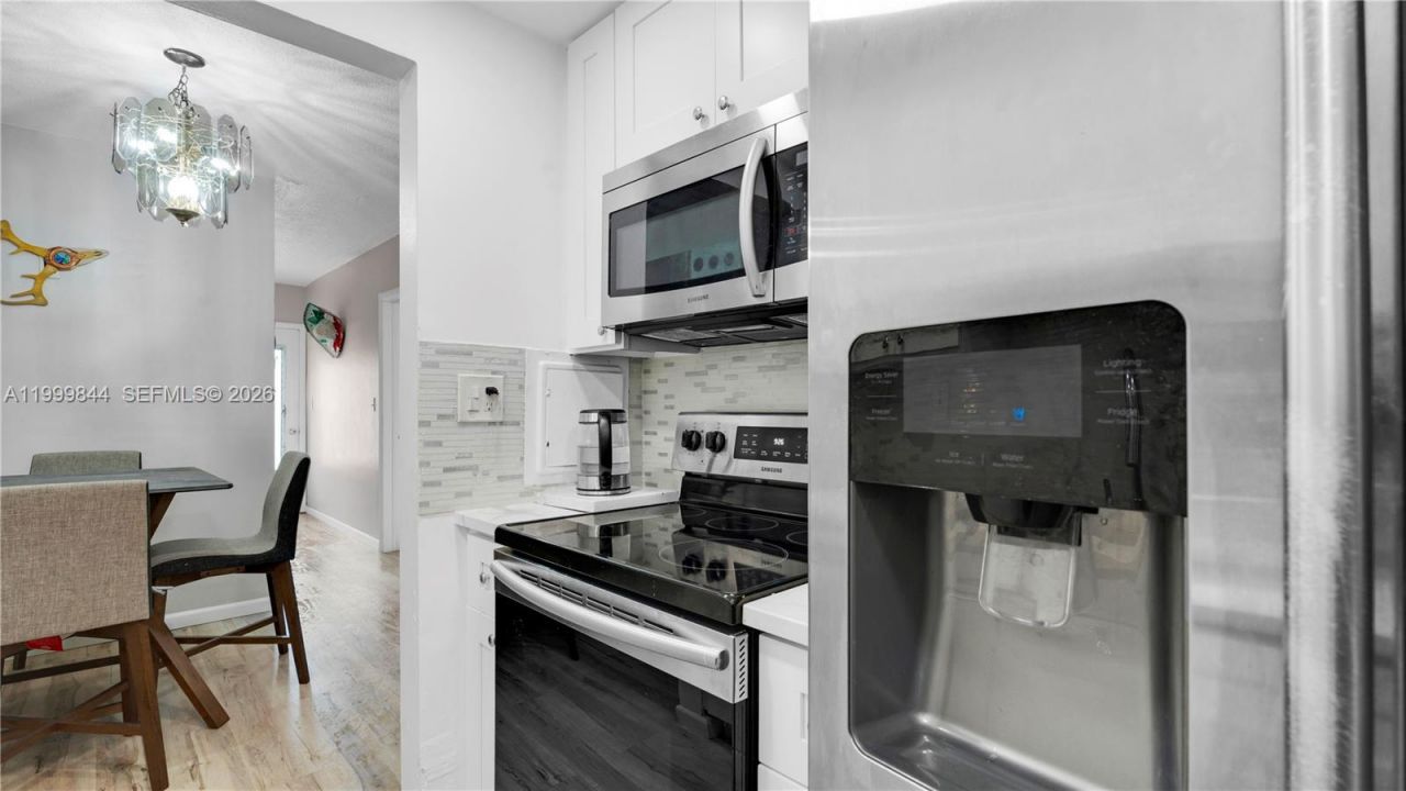 16900 NE 14th Ave, Unit 204, Miami, FL 33162 Photo