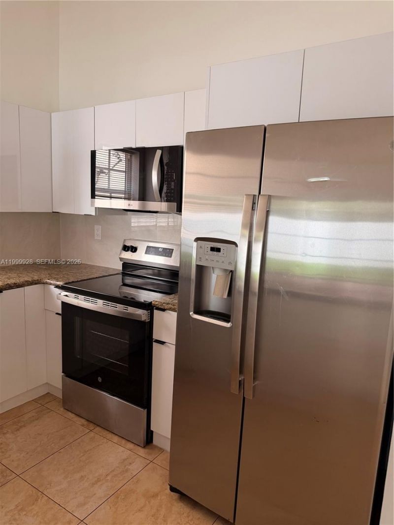 7862 SW 157th Ct, Miami, FL 33193 Photo