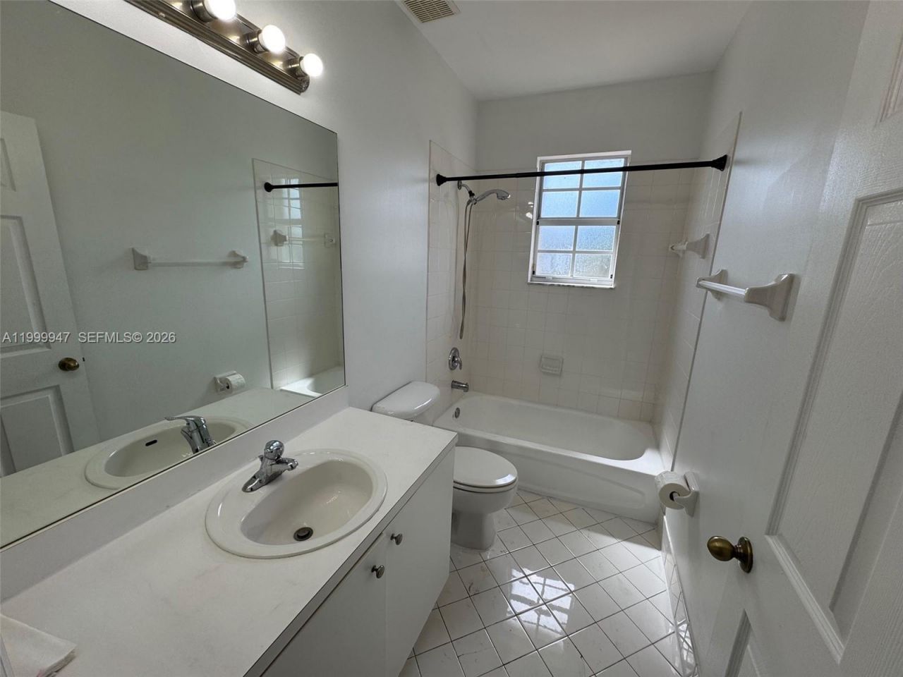 1690 NE 33rd Ave, Unit 210-6, Homestead, FL 33033 Photo