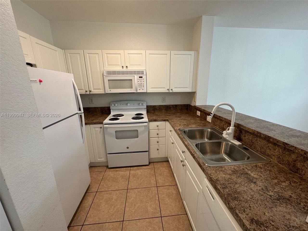 1690 NE 33rd Ave, Unit 210-6, Homestead, FL 33033 Photo