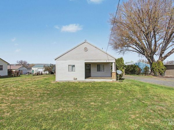 715 Bryden Avenue, Lewiston, ID 83501