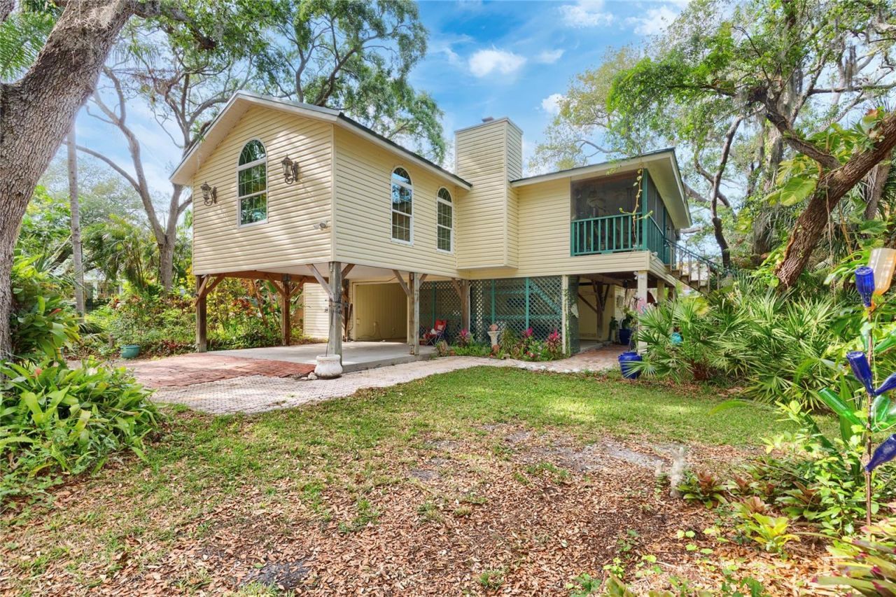 420 Hanby Street, Crystal Beach, FL 34681 Photo