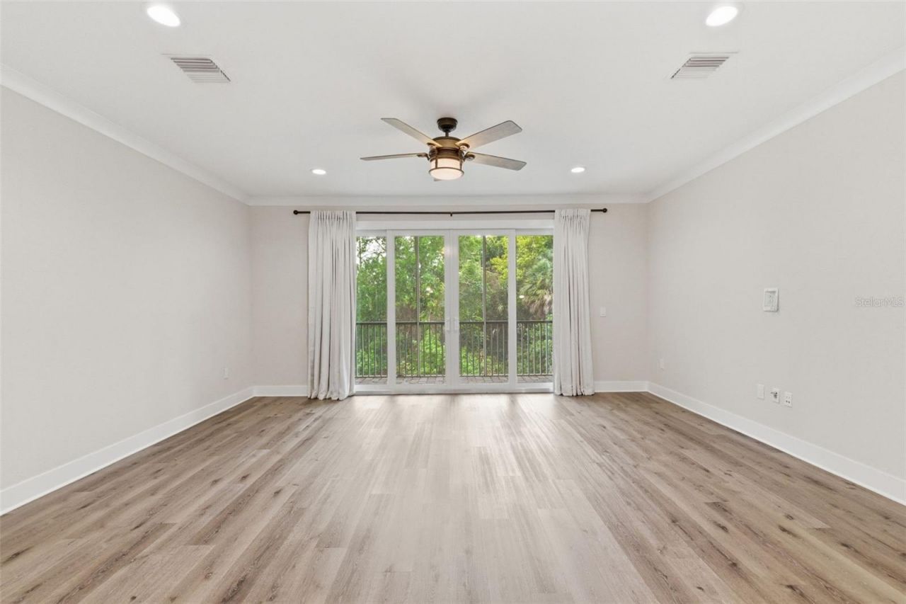 1225 Savona Drive Ne, Saint Petersburg, FL 33702 Photo