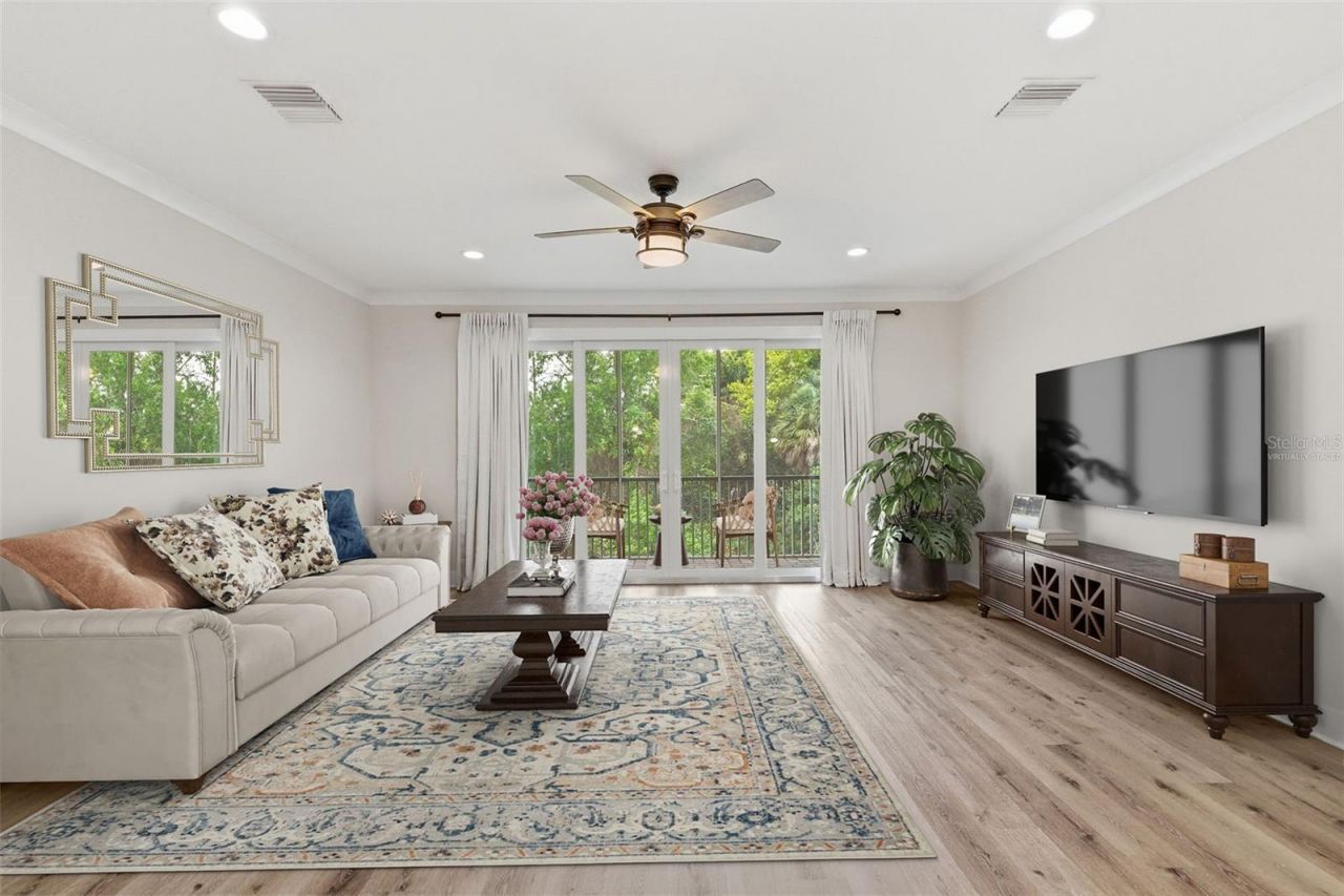 1225 Savona Drive Ne, Saint Petersburg, FL 33702 Photo
