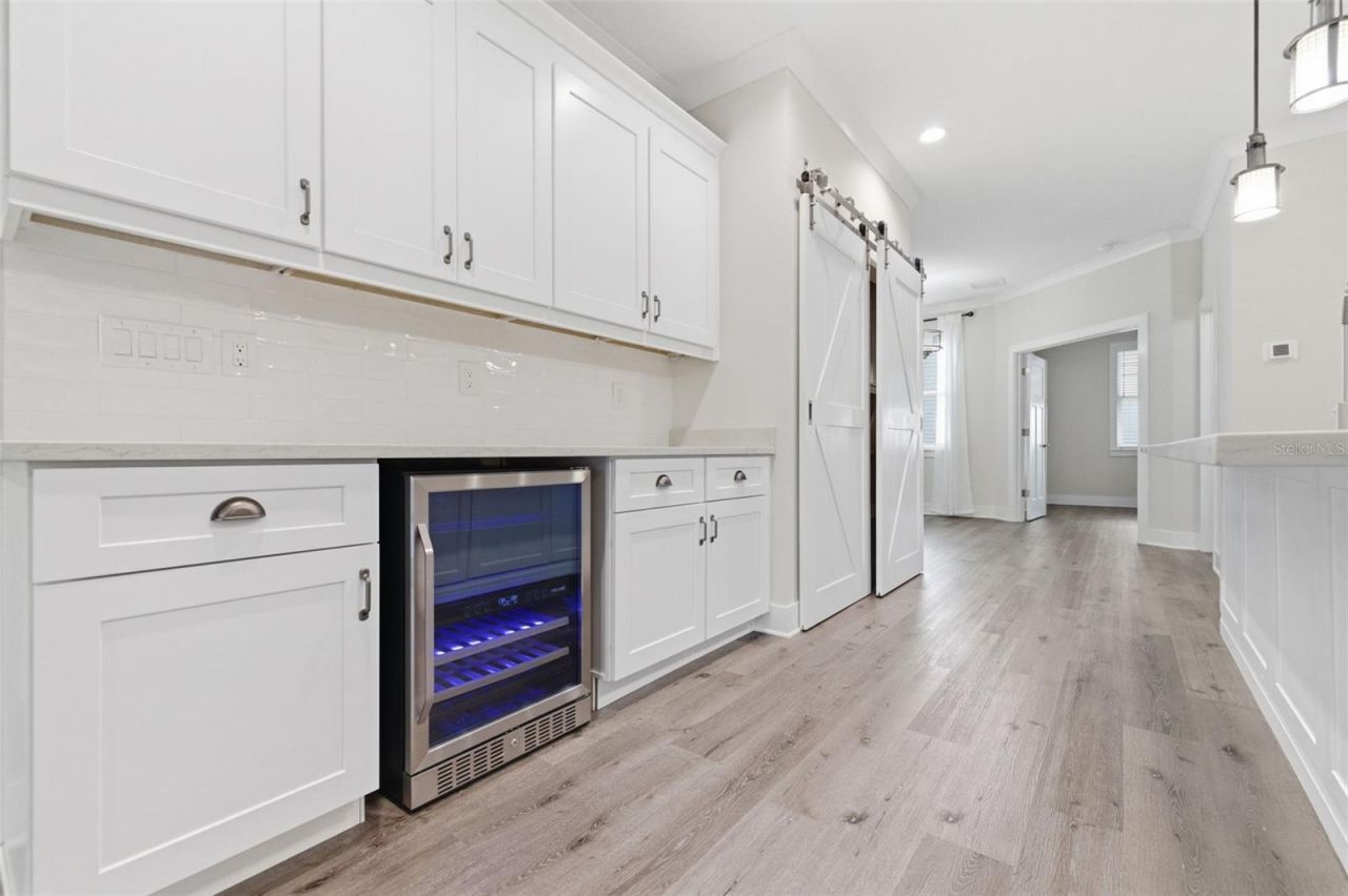 1225 Savona Drive Ne, Saint Petersburg, FL 33702 Photo